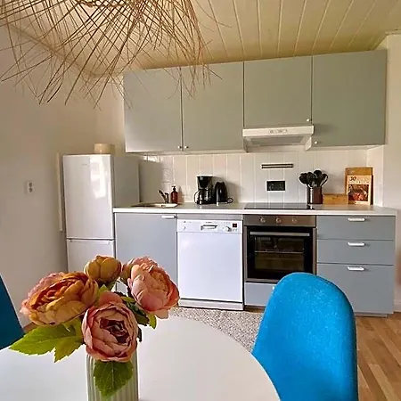 Szálloda New Family Friendly Home/basf Lu 4*